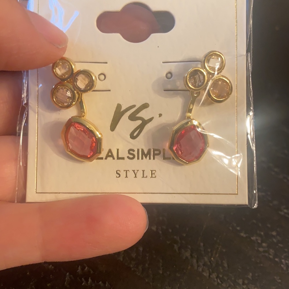 Earnings - Picture 2 of 5